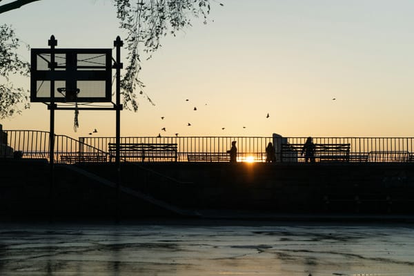 Holding Pattern ✈️